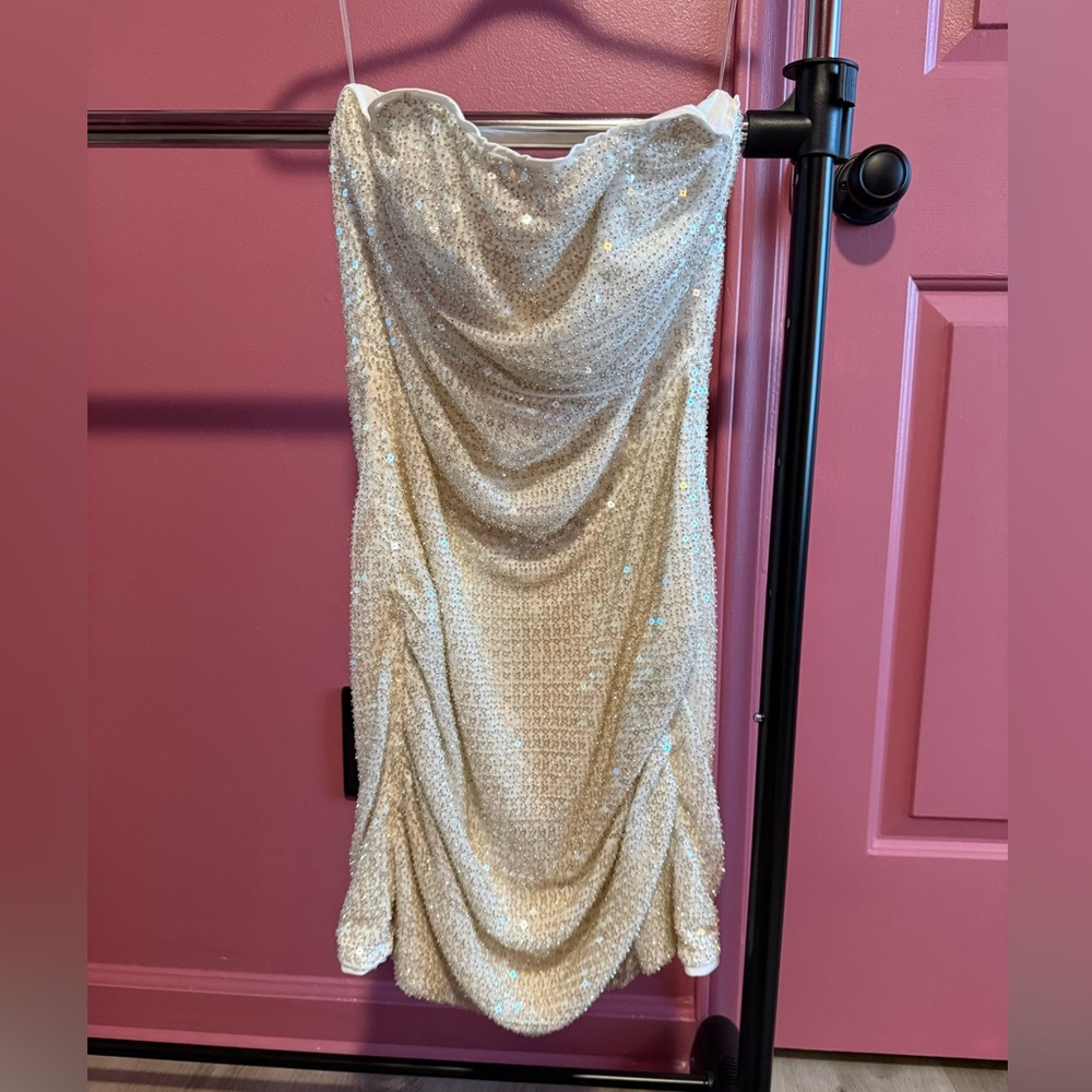 Alessia Embellished Mini Dress - White